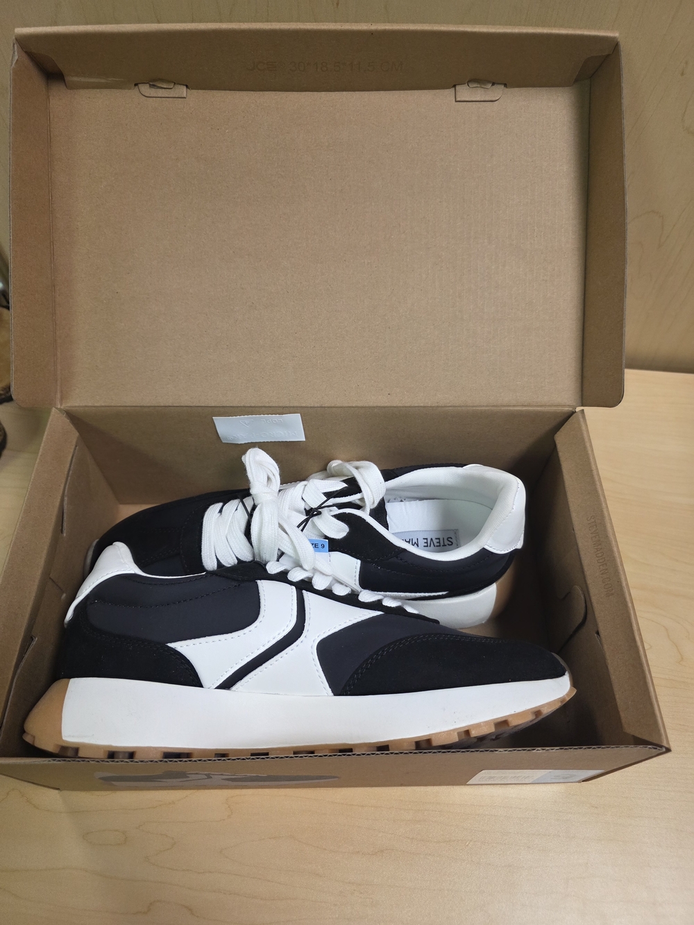 Steve Madden Black and White Retro Runner Sneakers - Picture 4 of 8